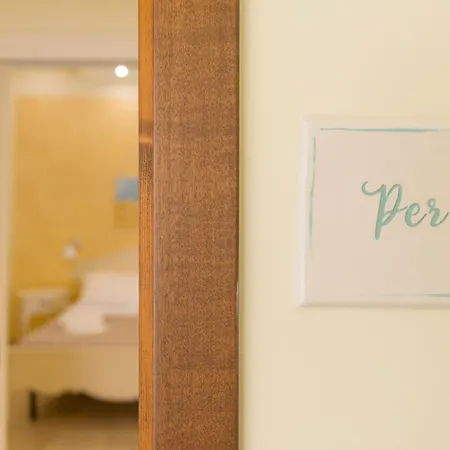 בית הארחה La Perla Del Mare 4*