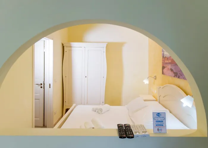 בית הארחה La Perla Del Mare 4*